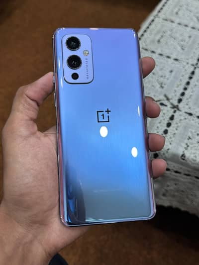 One Plus 9 5G (URGENT SALE) 8/128 with box