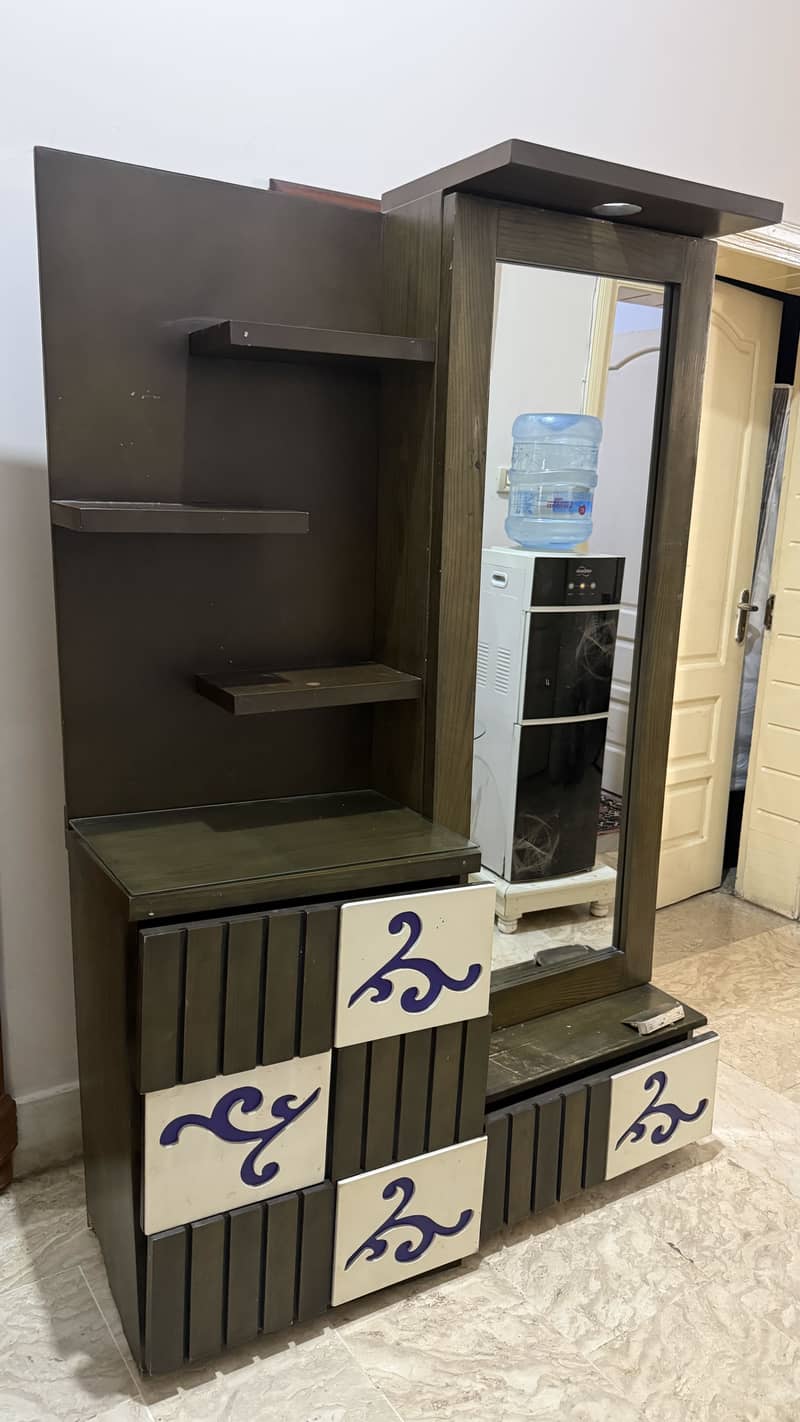 Multi storage Dressing with mirror 0