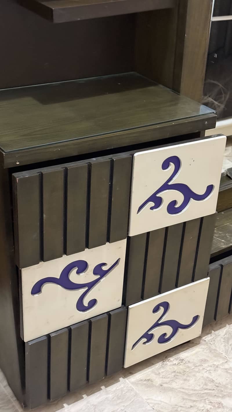 Multi storage Dressing with mirror 7