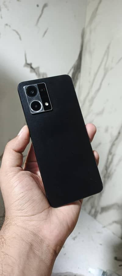 OPPO F21 Pro