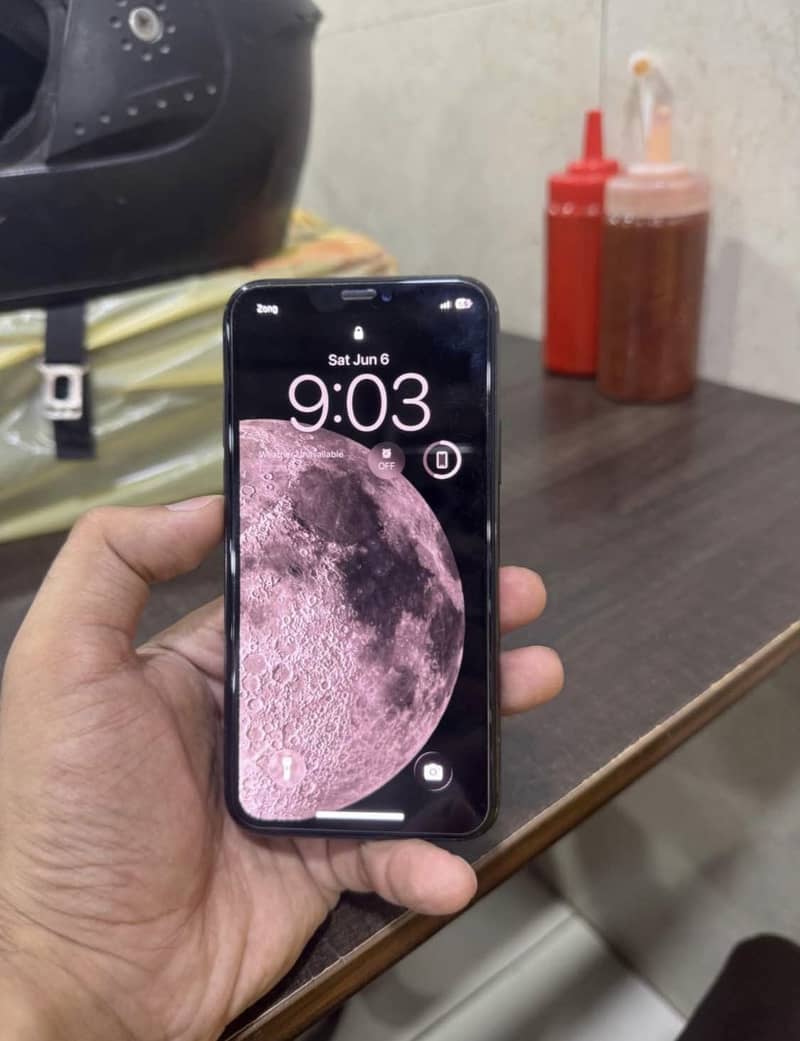 Iphone 11 pro 4