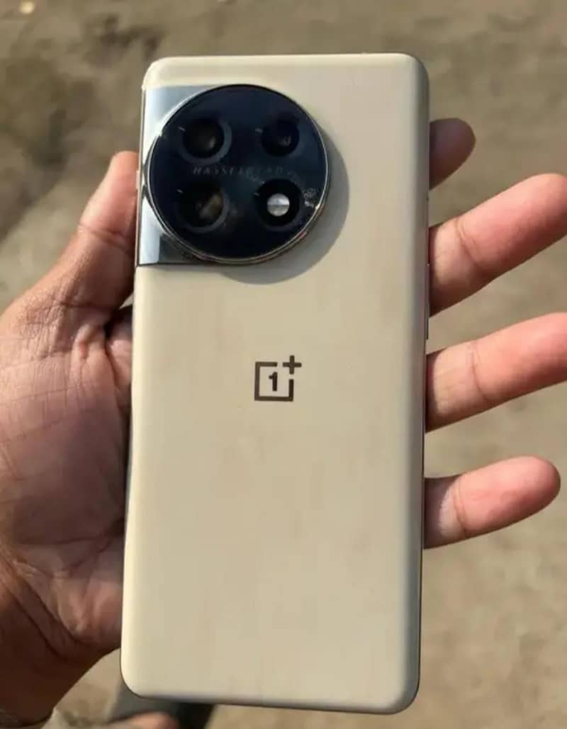 One Plus 11 1