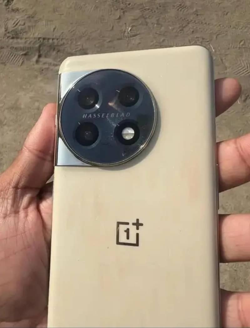 One Plus 11 2