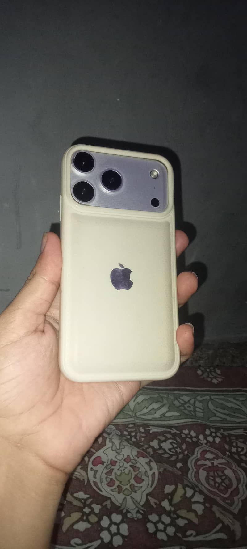 iPhone 17 pro 0