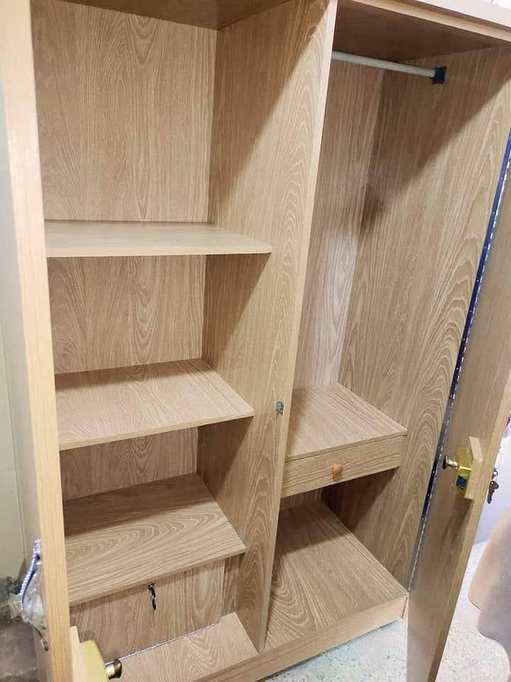 3 door cupboard 2