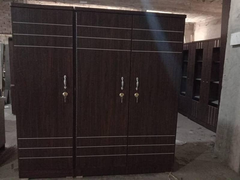 3 door cupboard 3