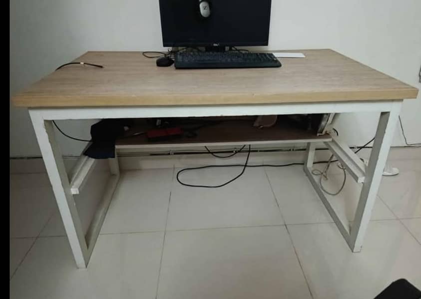 computer table 0