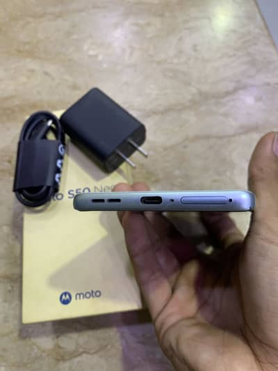 Moto g85 5G 12/256GB Non pta