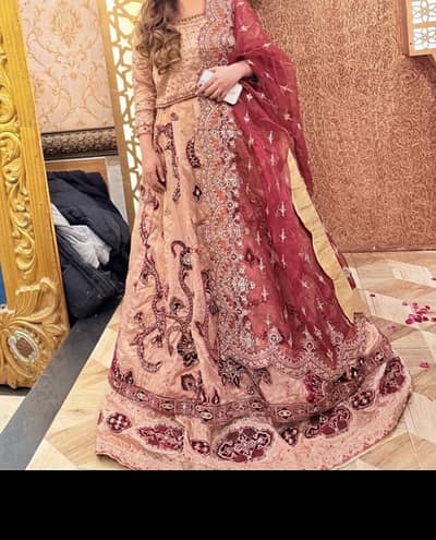 Lehnga by Naqshi