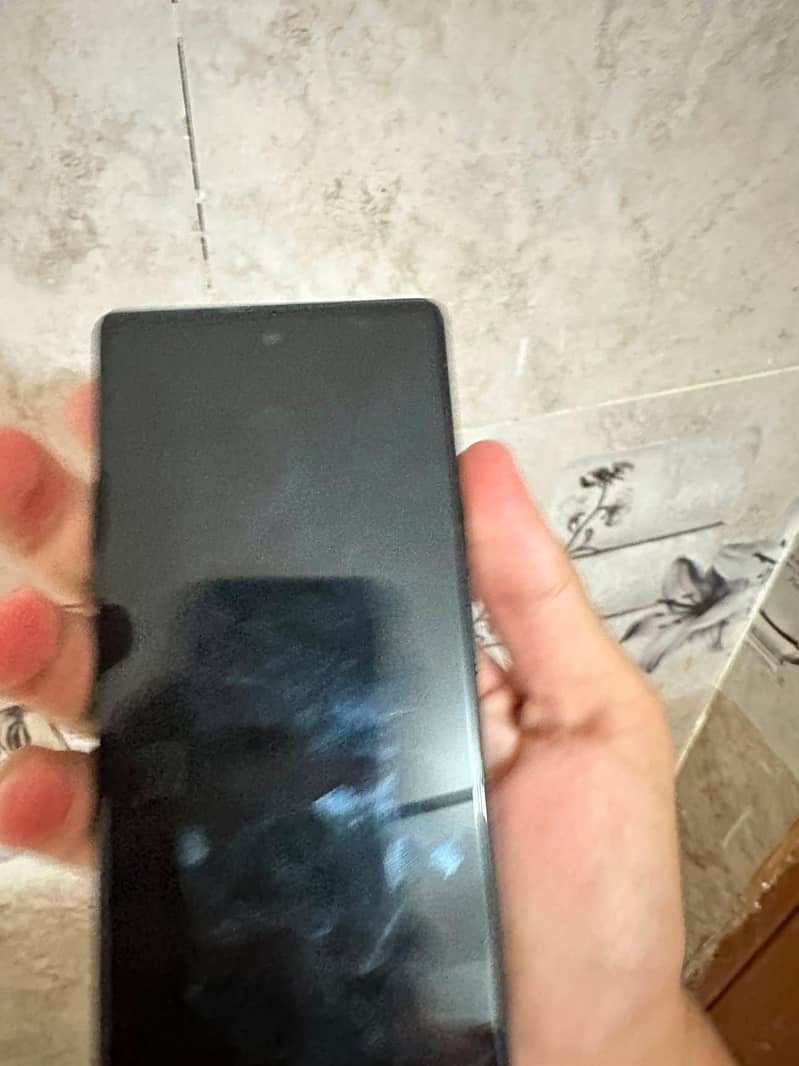 Google Pixel 6a 5
