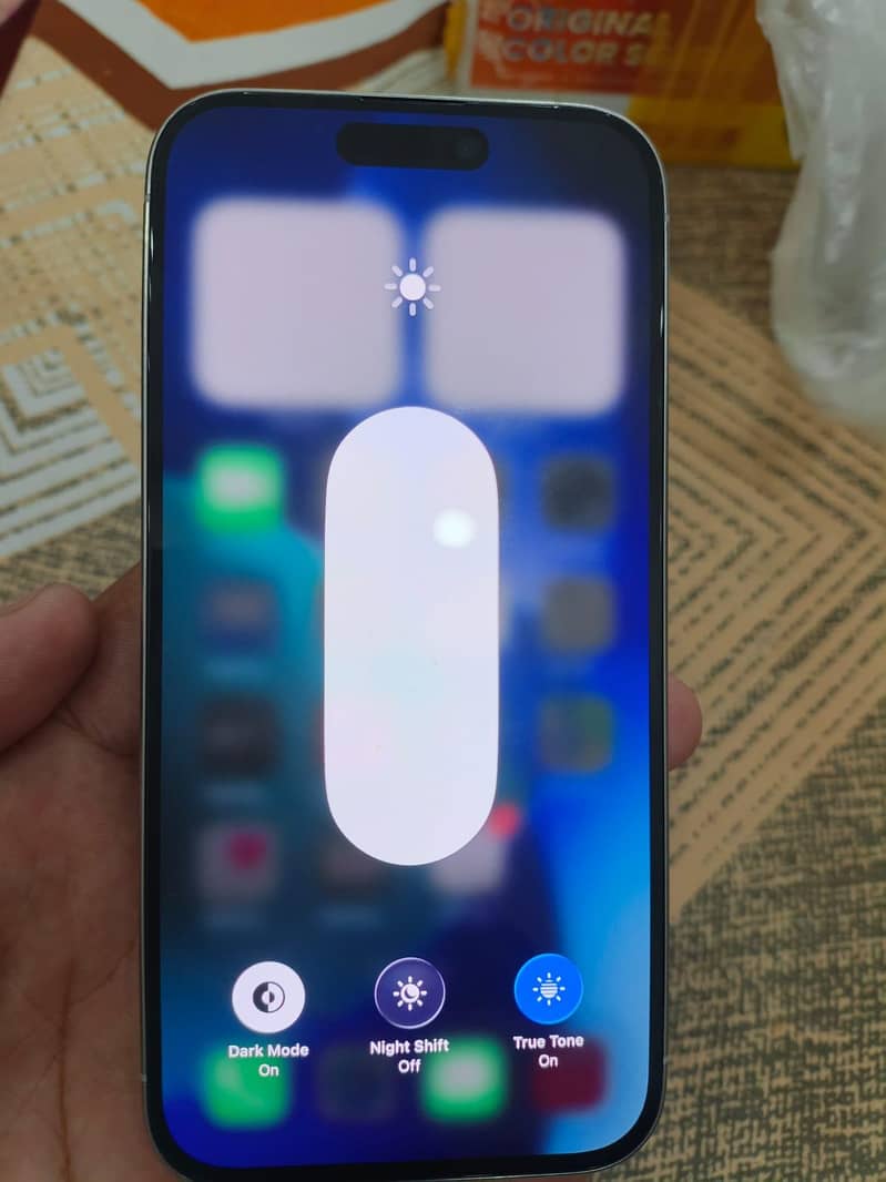 iPhone 15 Pro 8