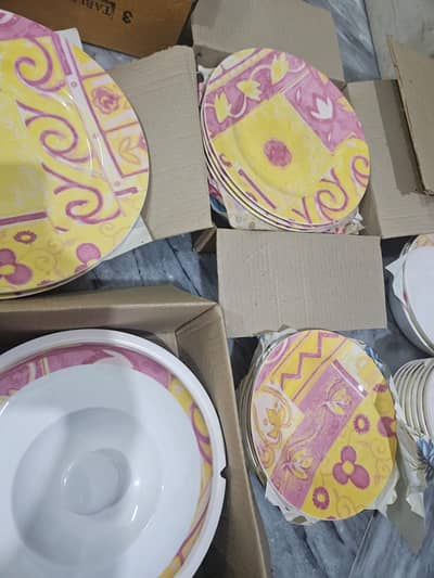 Thailand made original Melamineware Branded 52+1 piece dinnerset