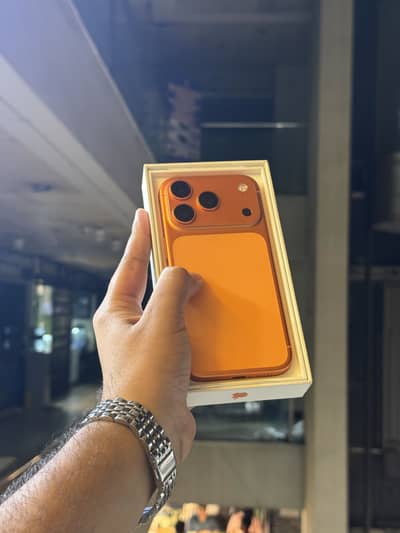 Apple iPhone 17 pro 256GB non pta Jv