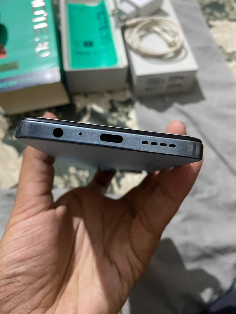 Infinix Note 30 7