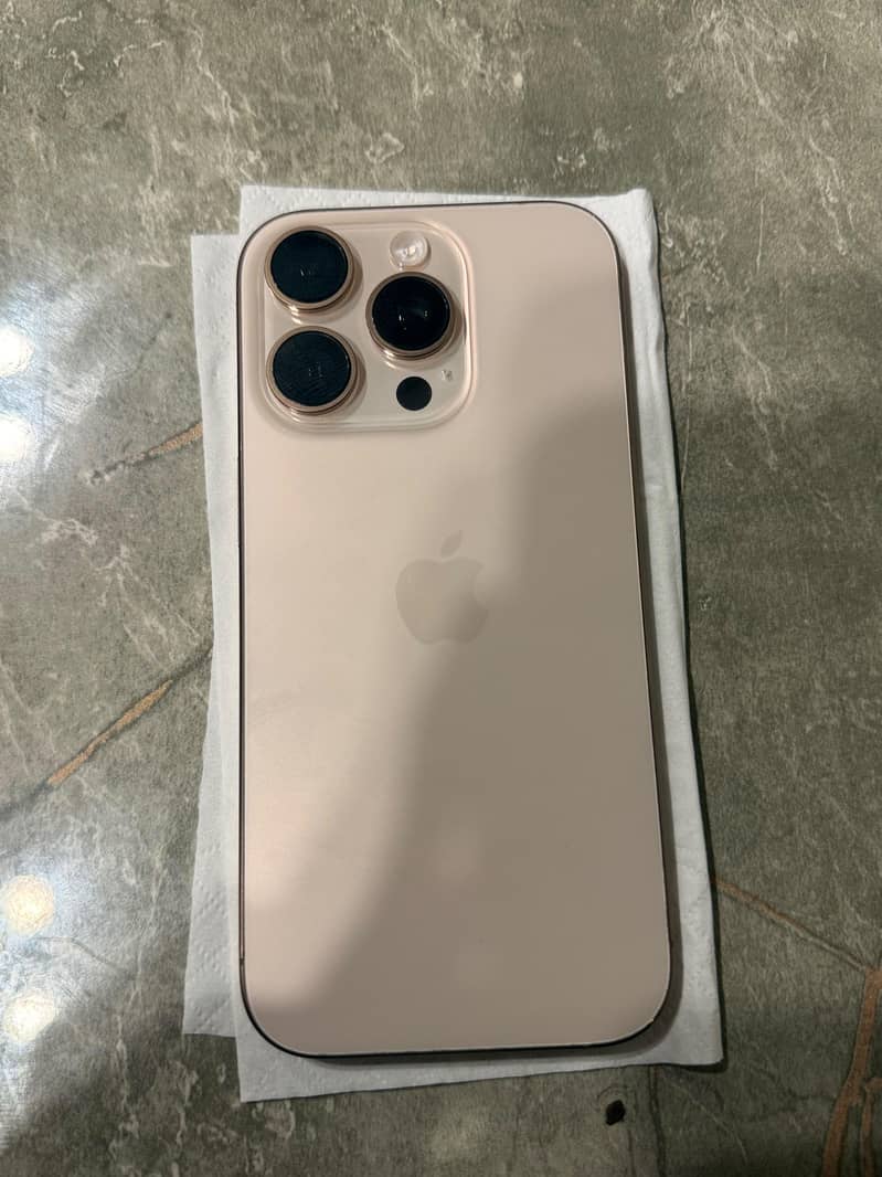 Apple iPhone 16 Pro 0