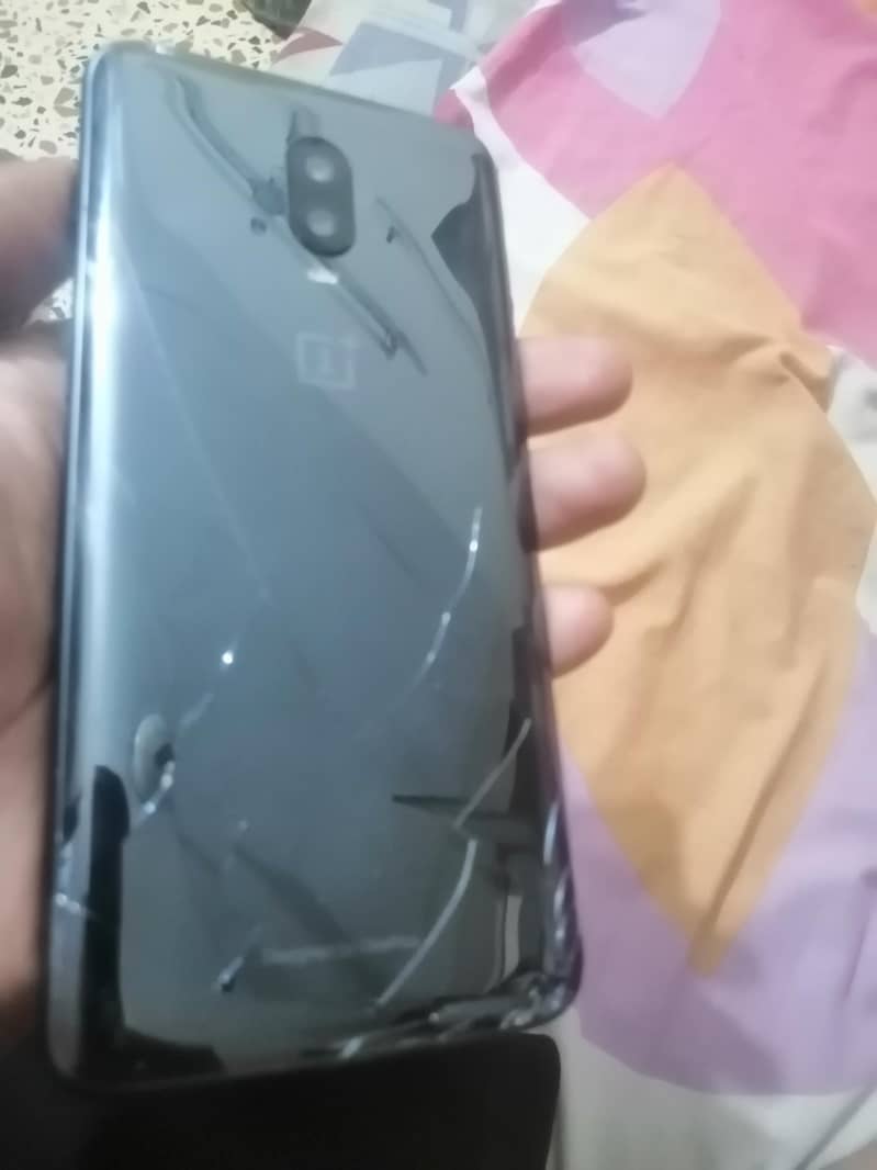 One Plus 6T 4