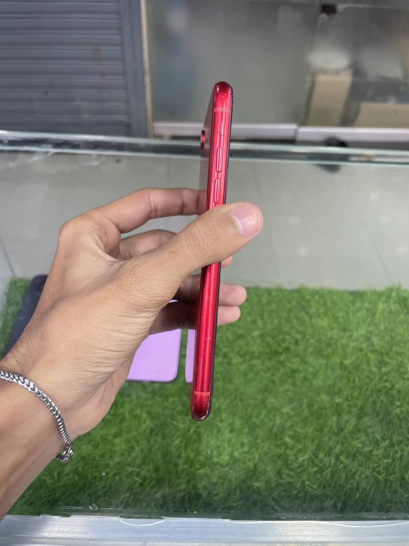Iphone xr 4