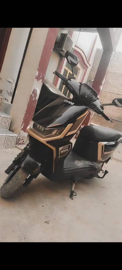 jenzi scooti use 2 years