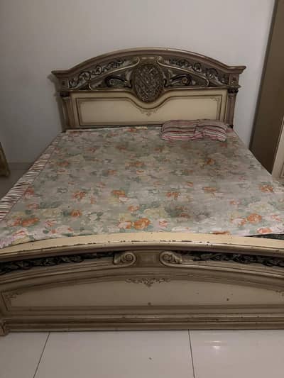 used bed with brand new diamond mattress an5pd single cupboard