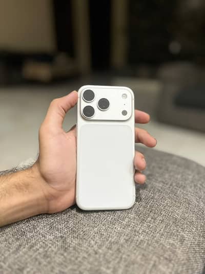 iPhone 17 pro Factory Unlock Direct buy from Apple store