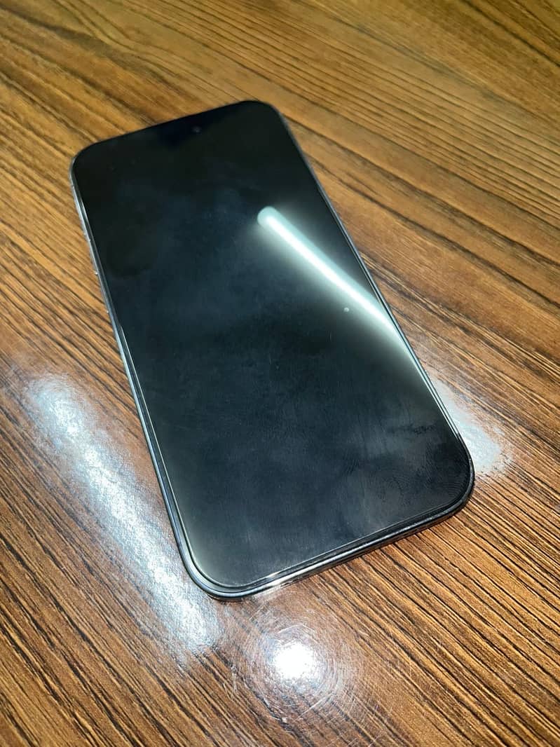IPHONE 14 pro 1