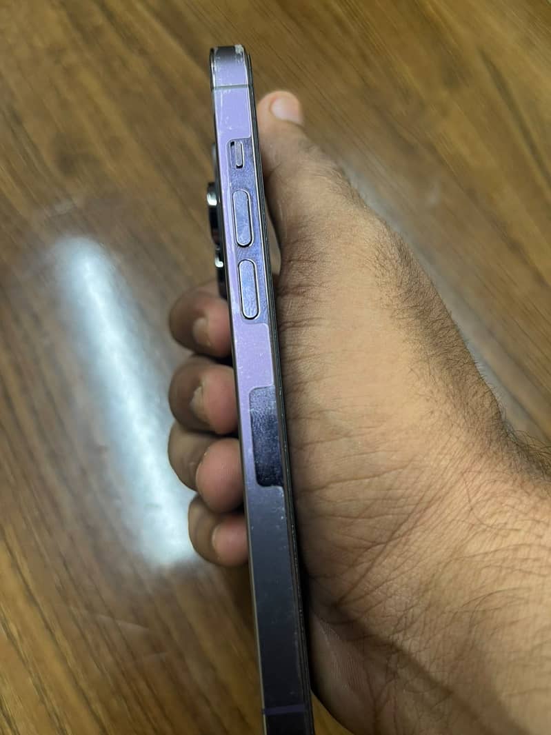 IPHONE 14 pro 3