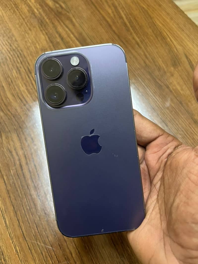 IPHONE 14 pro 4