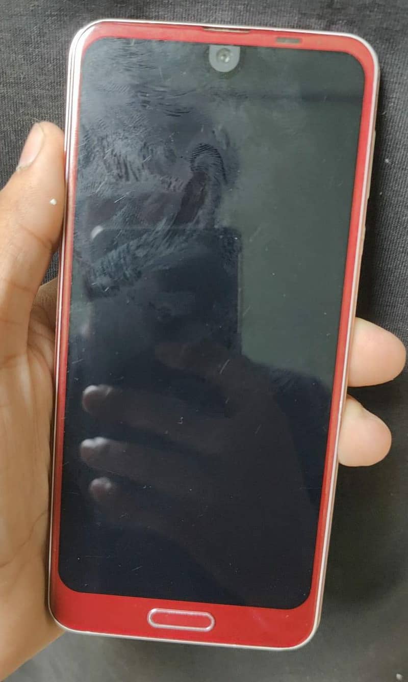 Sharp Aquos R2 3