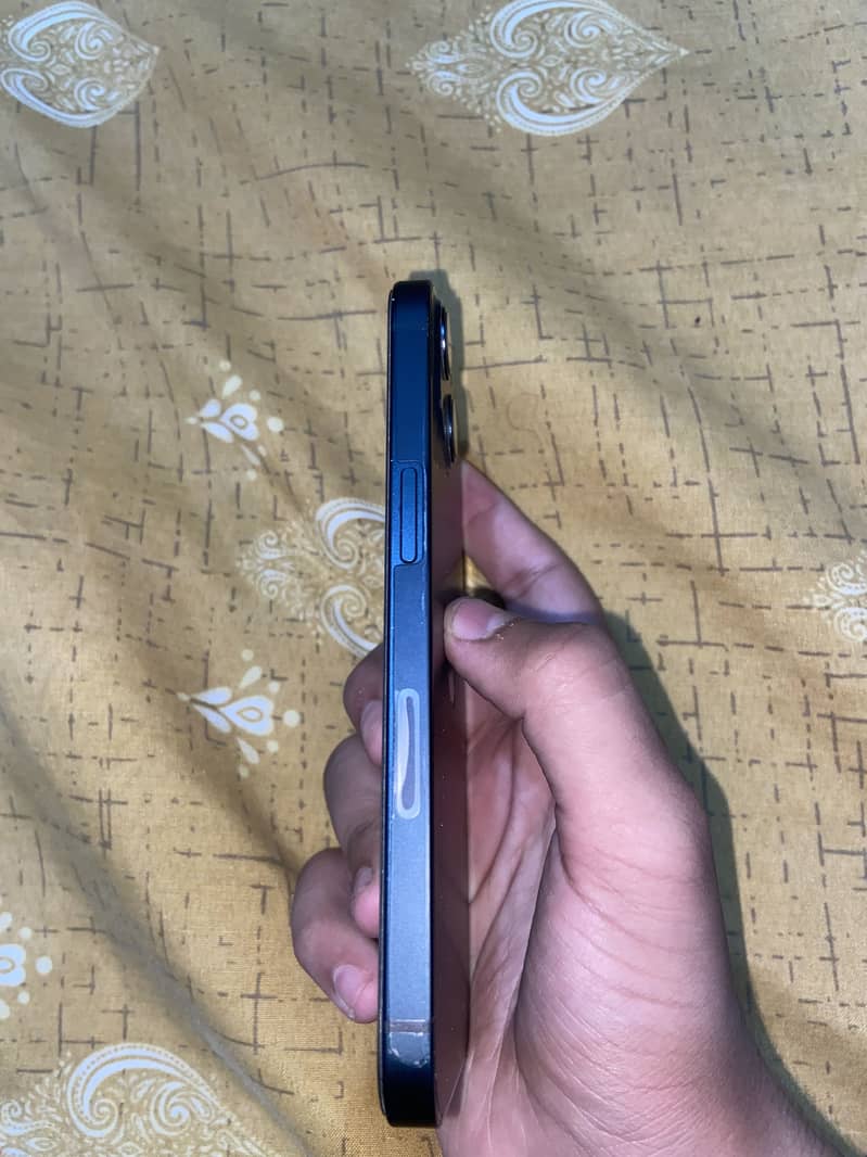 Iphone 13 3