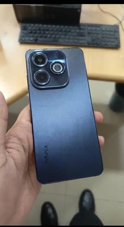 Infinix Hot 40i