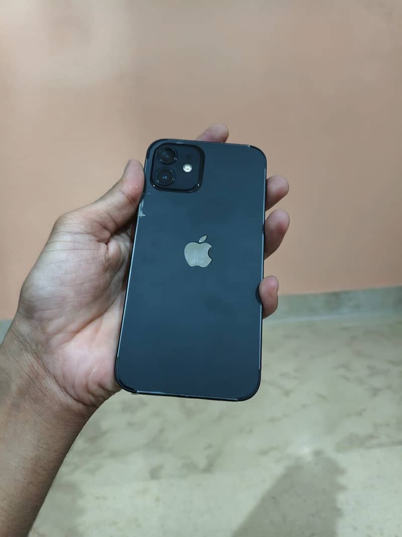 iPhone 12 1