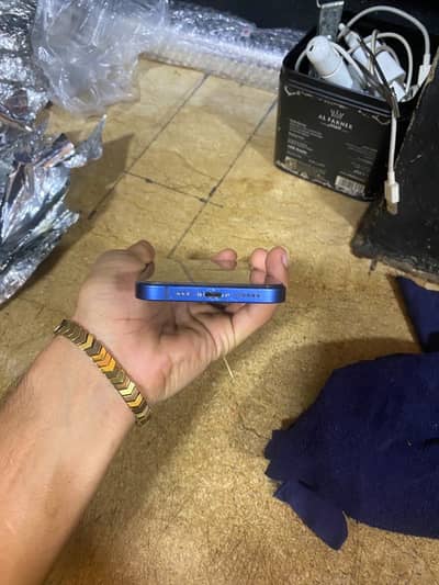 iPhone 12 arjent sell