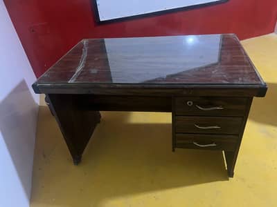 Office table