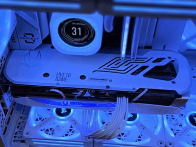 Corsair White Pc build  ryzen 7 7800x3d Rtx 4080 super