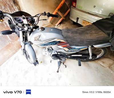 Honda CD Dream like new condition