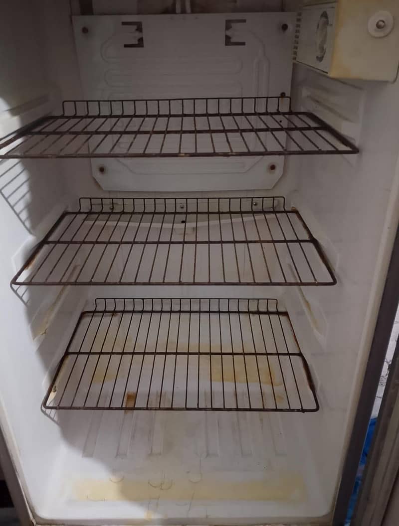 Singer fridge 4