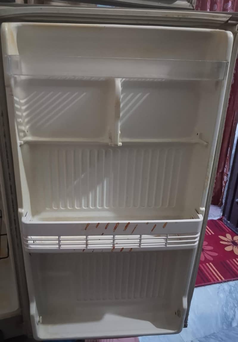 Singer fridge 6