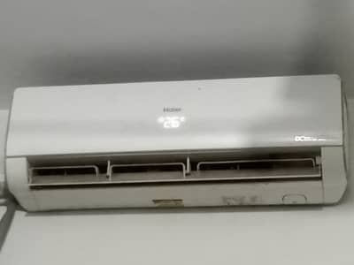 AC for sale in very reasonable price