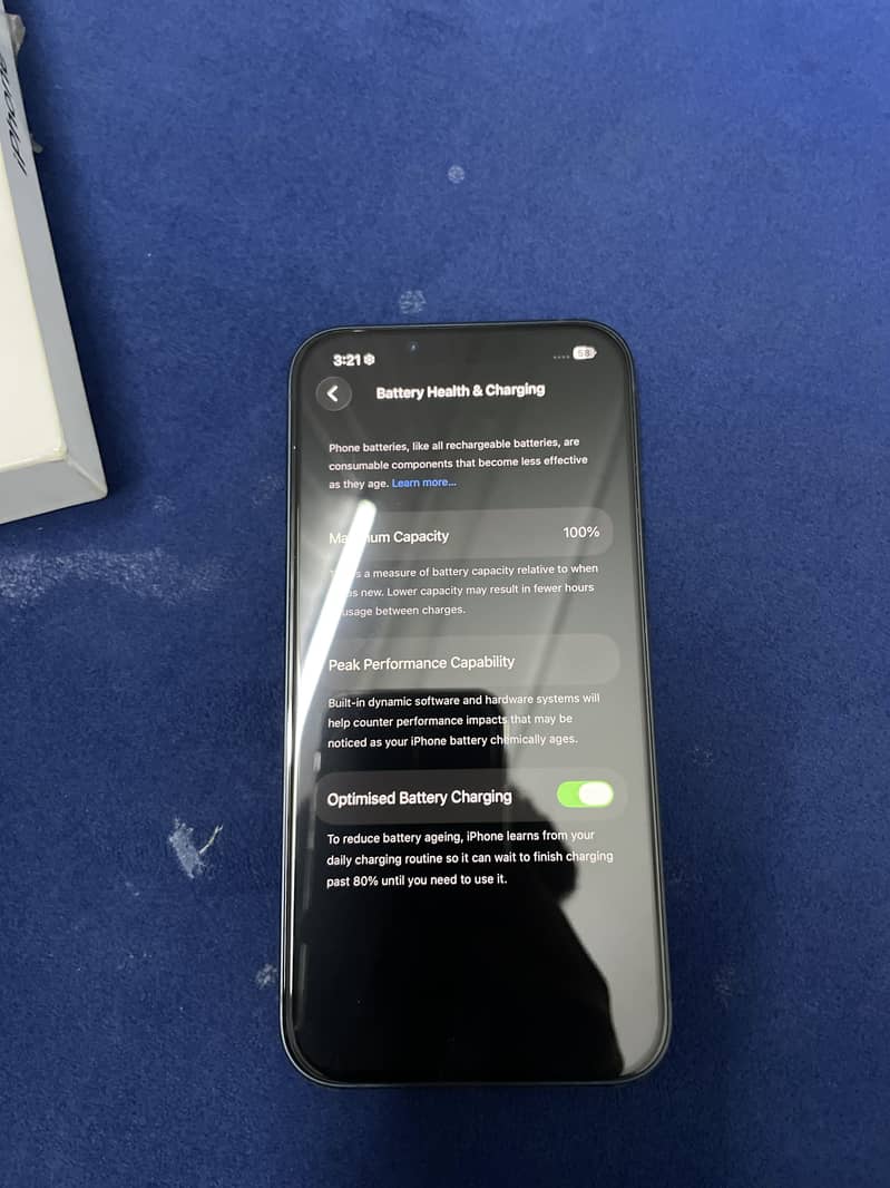 Apple iPhone 13 3