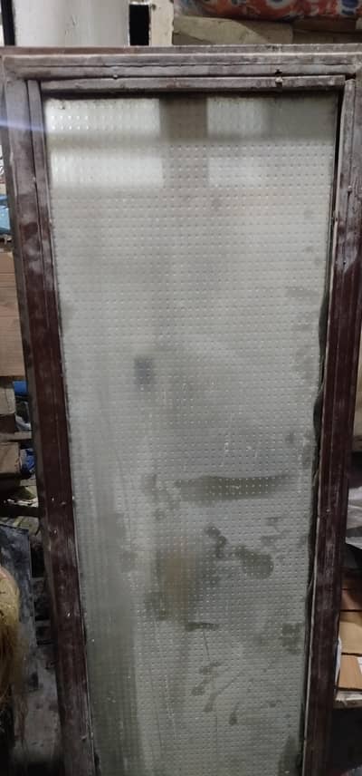 Window 3 piece set with iron stand and glass.