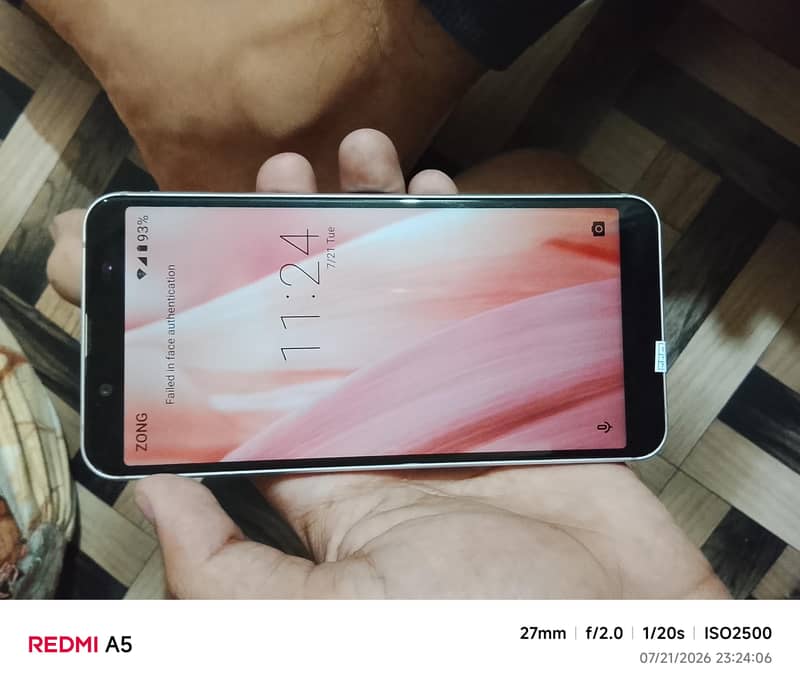 Sharp Aquos Sense 2