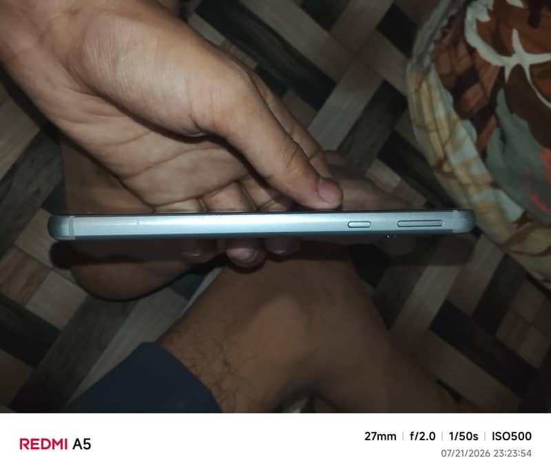 Sharp Aquos Sense 3