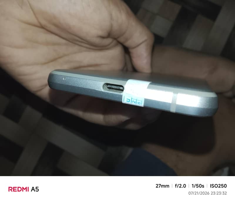 Sharp Aquos Sense 4