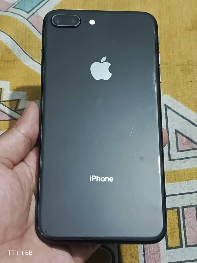 Apple iPhone 8 Plus 0