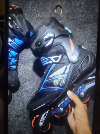 Original rollerblade skating shoes