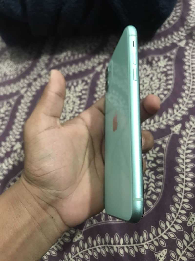 Apple iPhone 11 1