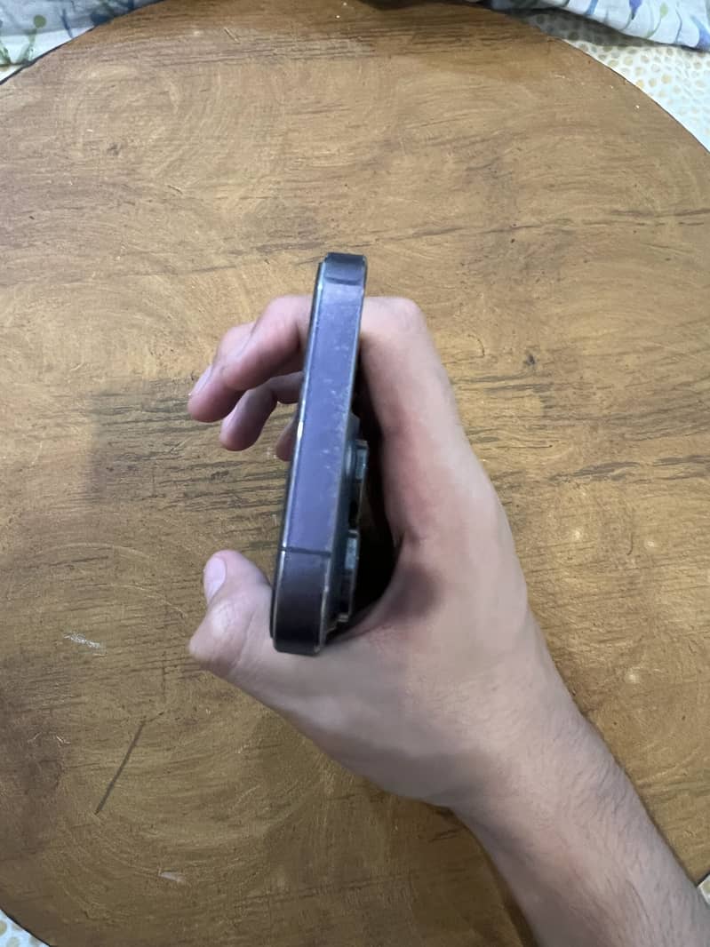 Iphone 14 pro 3