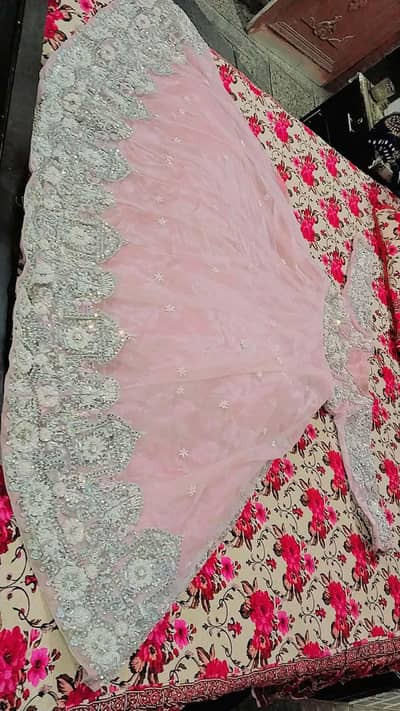 urgent sale maxi. . demand 25000
