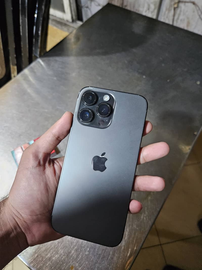 Apple iPhone 14 Pro Max 0