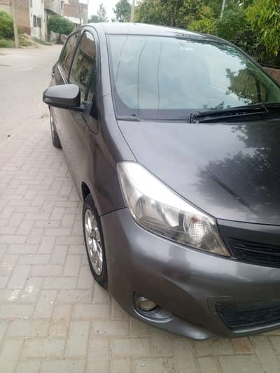 Toyota Vitz 2017